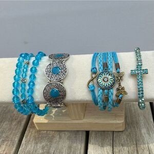 Lot of 4 Mixed Stretch And Beaded Bracelets Blue Silver-tone Multi Design Bundle